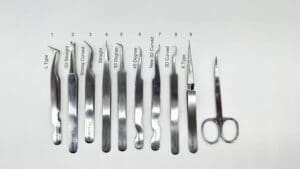 Tweezers