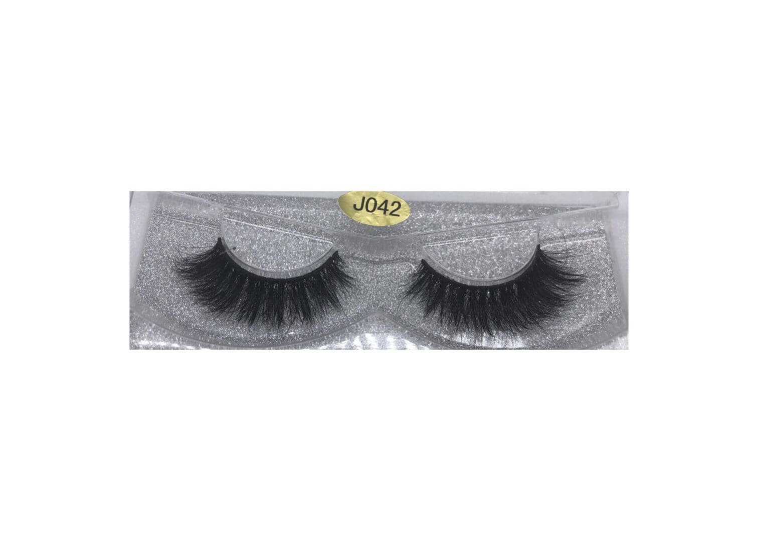 A pair of fake eyelashes in the package.