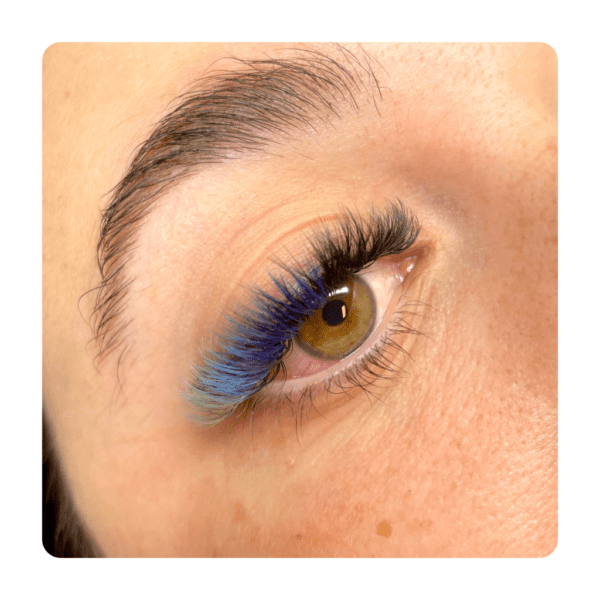 A close up of the eye with blue eyeliner.